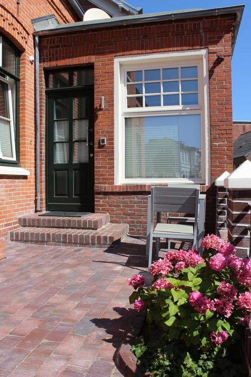 Altstadt Wohnung 2 "Hooge" Borkum Bagian luar foto
